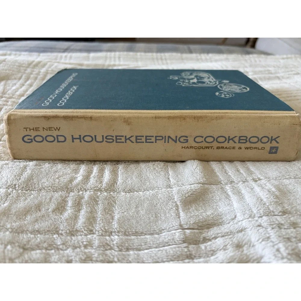 Vintage Good Housekeeping Cookbook Hardcover 1963 1st Edition 3rd Printing